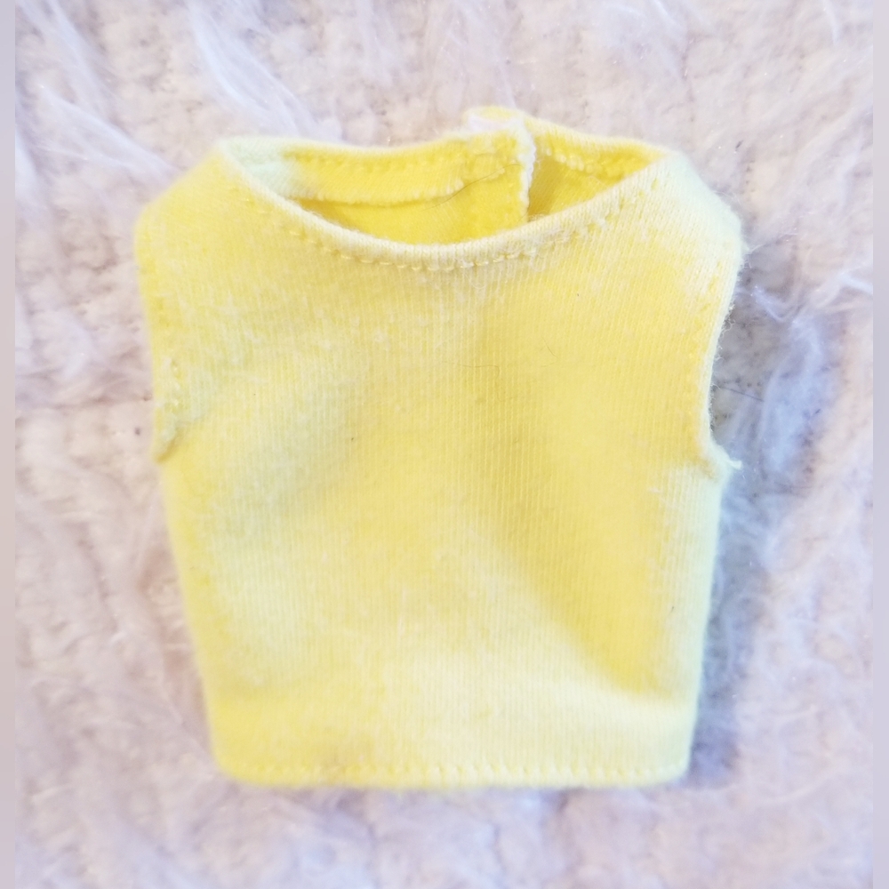 Skipper Teen Doll Yellow T-Shirt Sleeveless Vintage (Needs TLC) Barbie